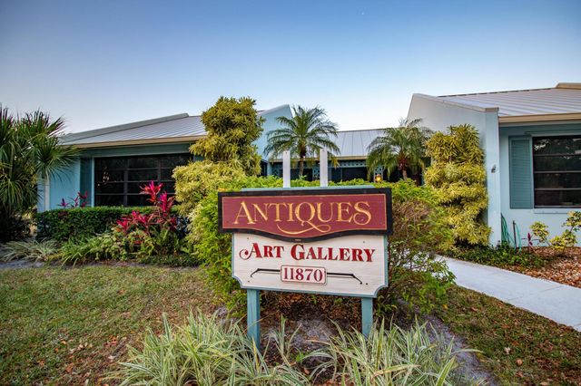 5919 SE Crooked Oak Avenue, Hobe Sound, FL 33455