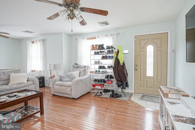 847 CRESCENT AVE, Runnemede, NJ 08078