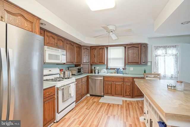 847 CRESCENT AVE, Runnemede, NJ 08078