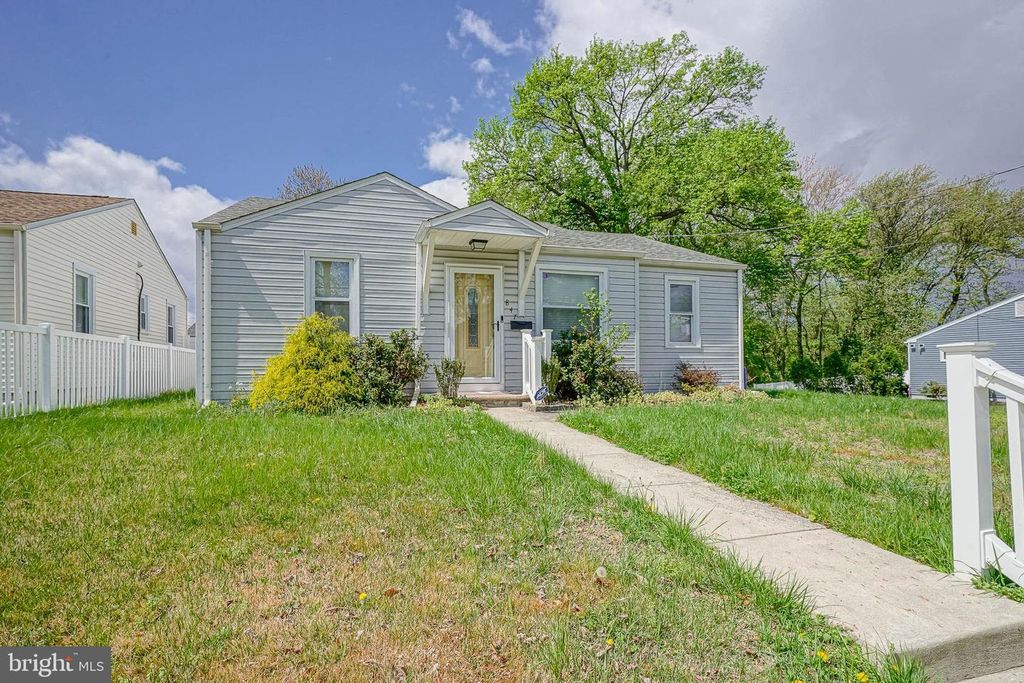 847 CRESCENT AVE, Runnemede, NJ 08078