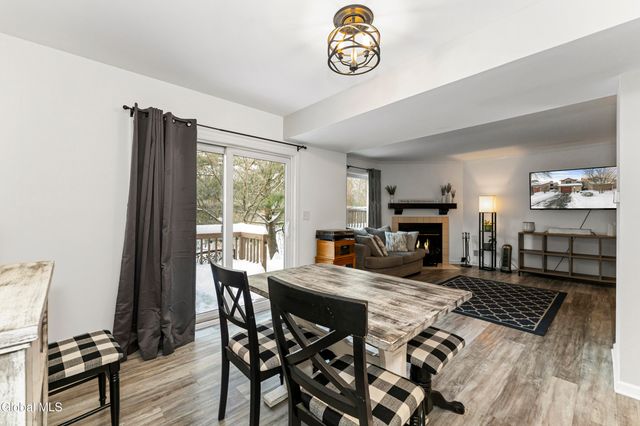 216 Harvard Road, Colonie, NY 12189