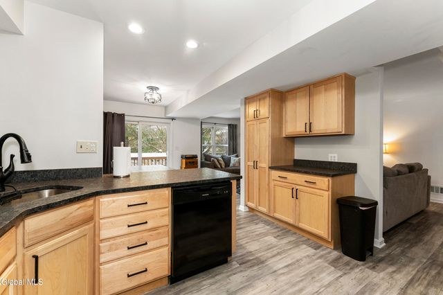 216 Harvard Road, Colonie, NY 12189