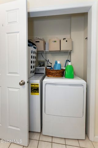 216 Harvard Road, Colonie, NY 12189