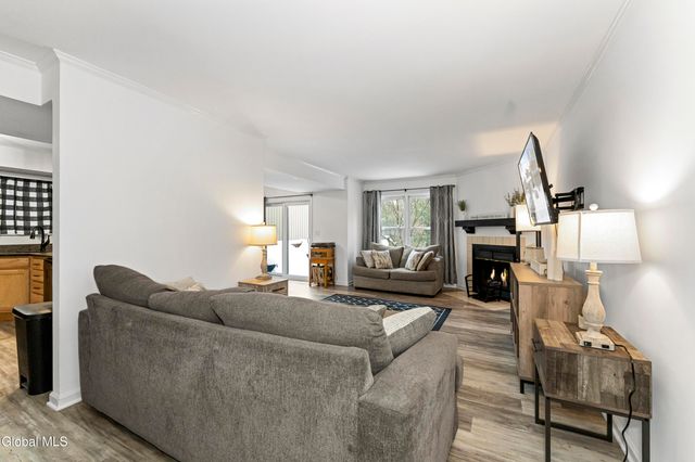 216 Harvard Road, Colonie, NY 12189