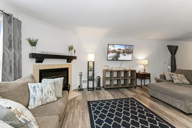 216 Harvard Road, Colonie, NY 12189