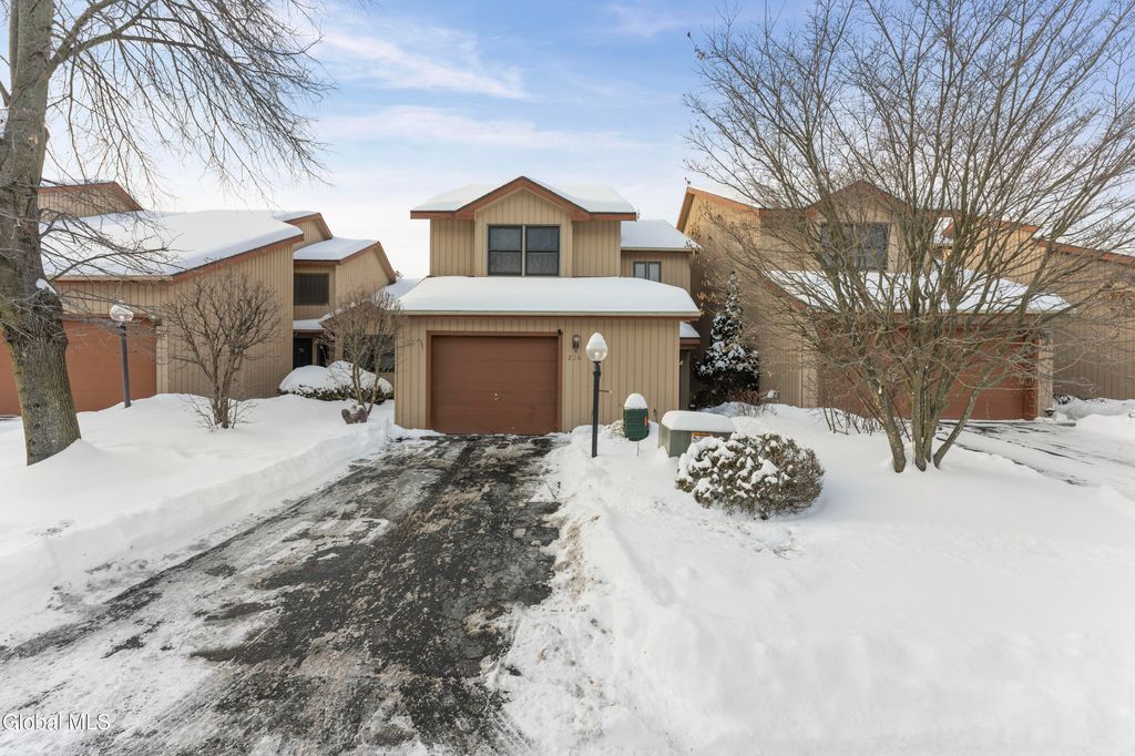 216 Harvard Road, Colonie, NY 12189