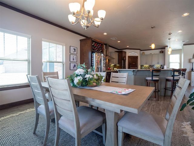 2727 Woodlawn Court, Shawnee, OK 74804