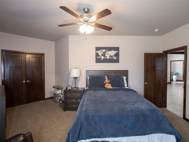 2727 Woodlawn Court, Shawnee, OK 74804
