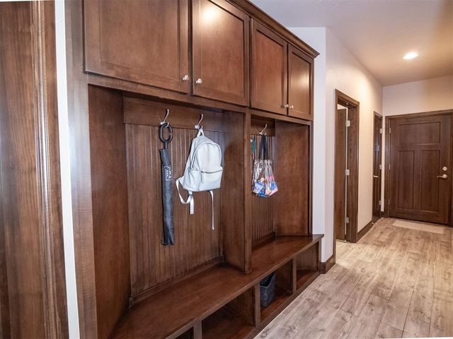 2727 Woodlawn Court, Shawnee, OK 74804