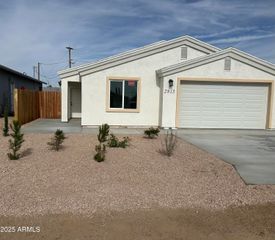 2815 E Leroy Avenue, Kingman, AZ 86409