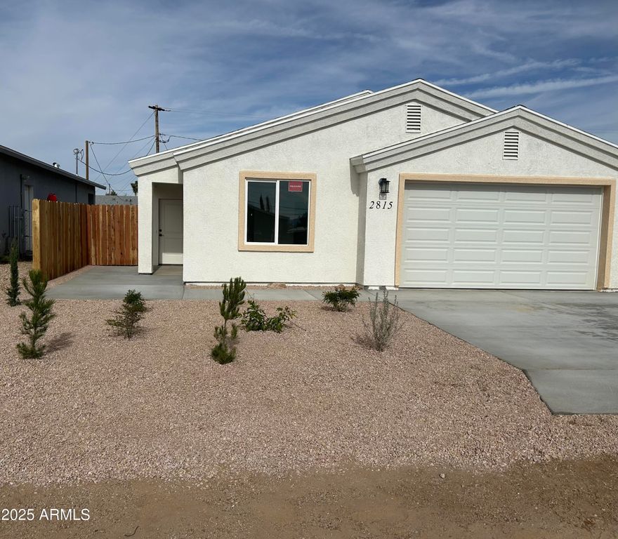 2815 E Leroy Avenue, Kingman, AZ 86409