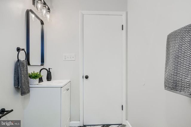 5845 WESTWOOD AVE, Baltimore, MD 21206