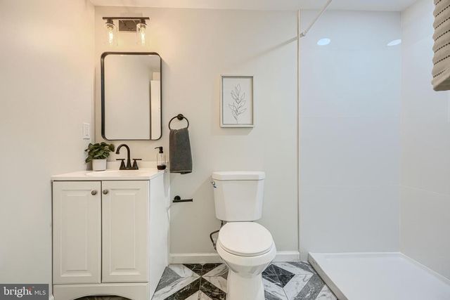 5845 WESTWOOD AVE, Baltimore, MD 21206