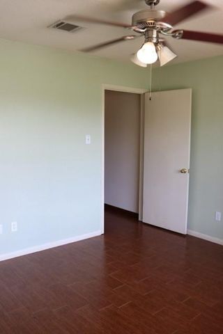 239 County Road 402, Danbury, TX 77534