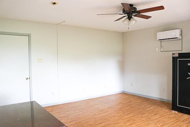 239 County Road 402, Danbury, TX 77534