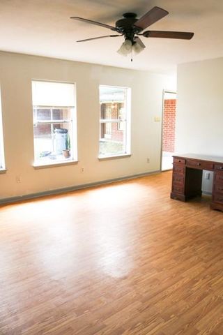 239 County Road 402, Danbury, TX 77534