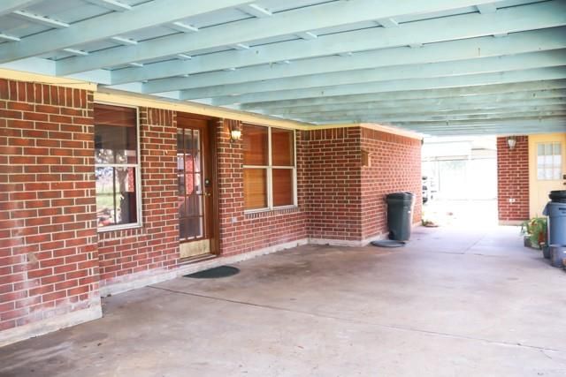 239 County Road 402, Danbury, TX 77534