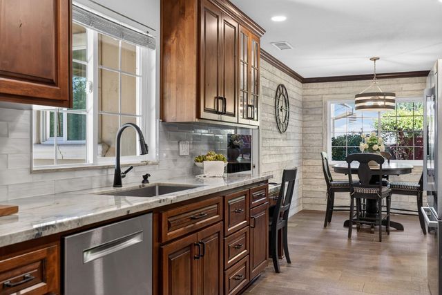 940 Perkins Ct, El Dorado Hills, CA 95762