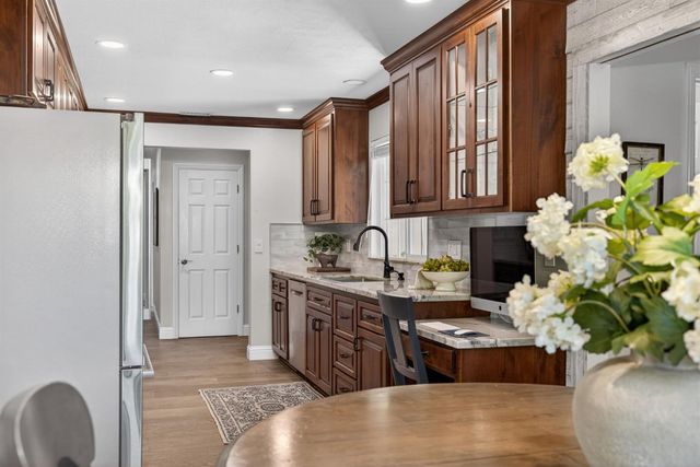 940 Perkins Ct, El Dorado Hills, CA 95762