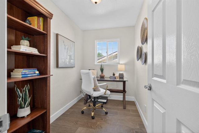 940 Perkins Ct, El Dorado Hills, CA 95762