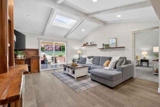 940 Perkins Ct, El Dorado Hills, CA 95762