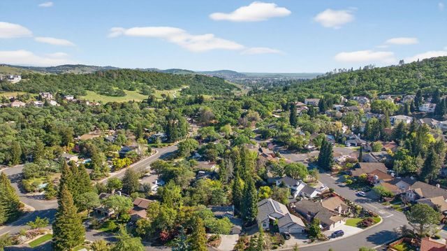 940 Perkins Ct, El Dorado Hills, CA 95762