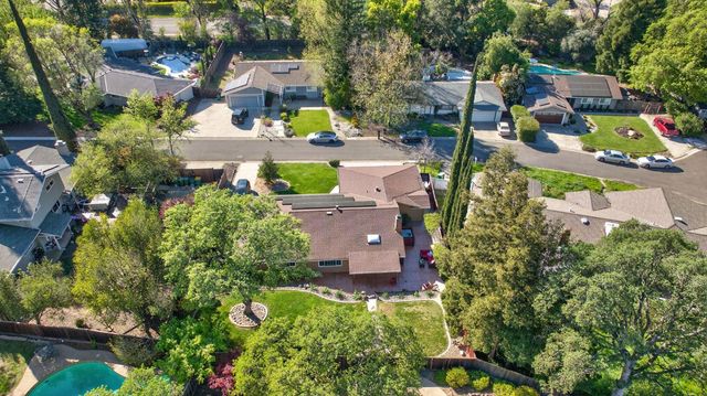 940 Perkins Ct, El Dorado Hills, CA 95762
