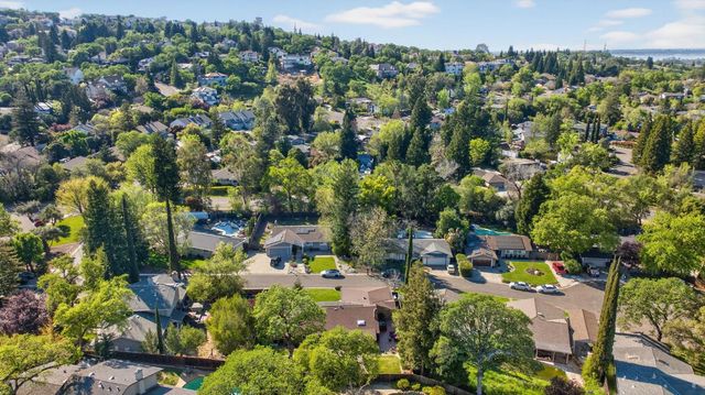 940 Perkins Ct, El Dorado Hills, CA 95762