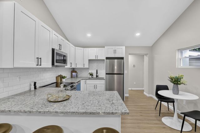 1240 Manor Drive, Columbus, OH 43232