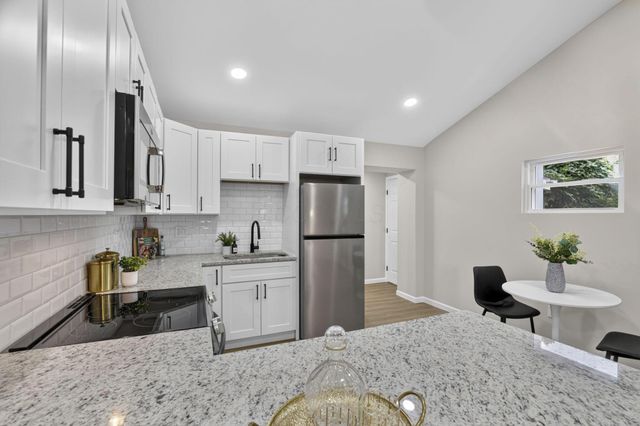 1240 Manor Drive, Columbus, OH 43232