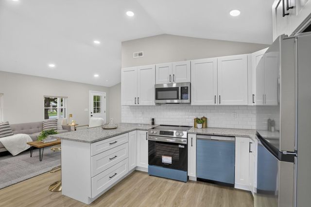 1240 Manor Drive, Columbus, OH 43232