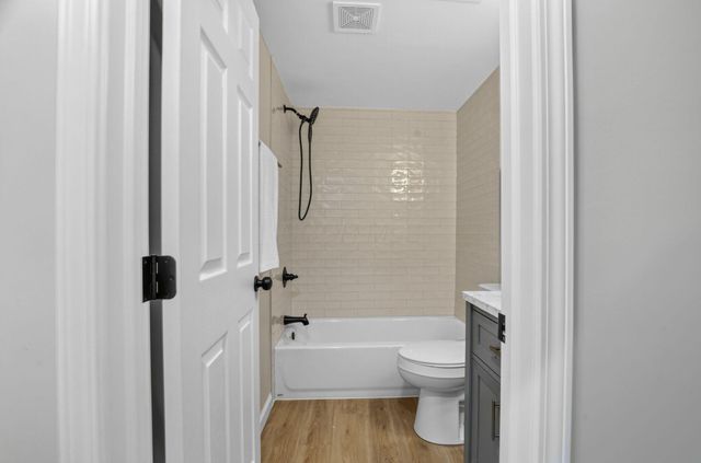 1240 Manor Drive, Columbus, OH 43232