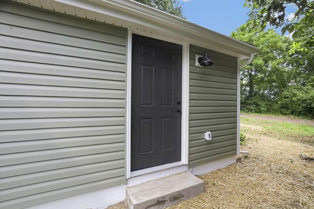 1240 Manor Drive, Columbus, OH 43232