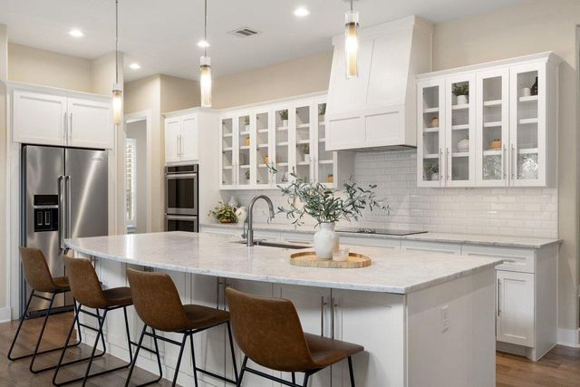 511 Hurst Creek RD, Austin, TX 78734