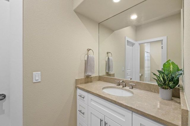 511 Hurst Creek RD, Austin, TX 78734