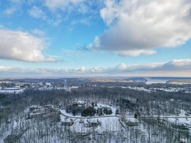 9218 S Foggy Ridge Lane, Bloomington, IN 47401