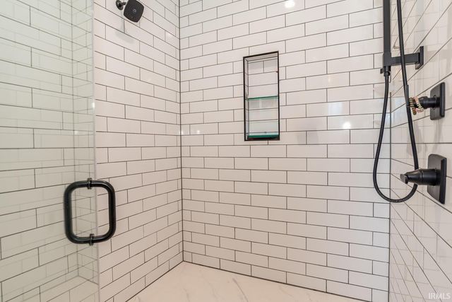 9218 S Foggy Ridge Lane, Bloomington, IN 47401