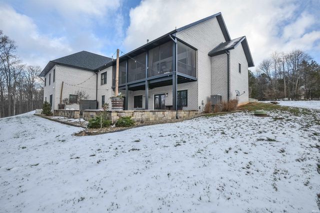 9218 S Foggy Ridge Lane, Bloomington, IN 47401