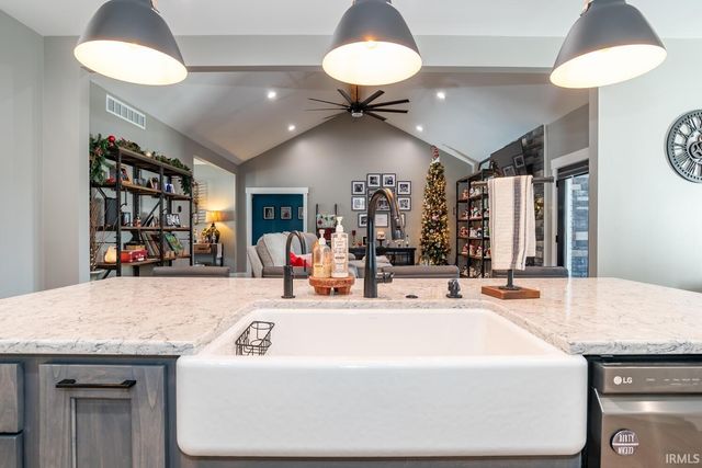 9218 S Foggy Ridge Lane, Bloomington, IN 47401