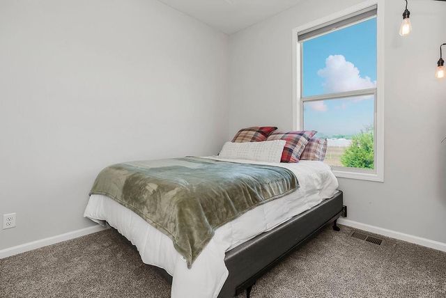 1700 Shadow Drive, Leavenworth, KS 66048