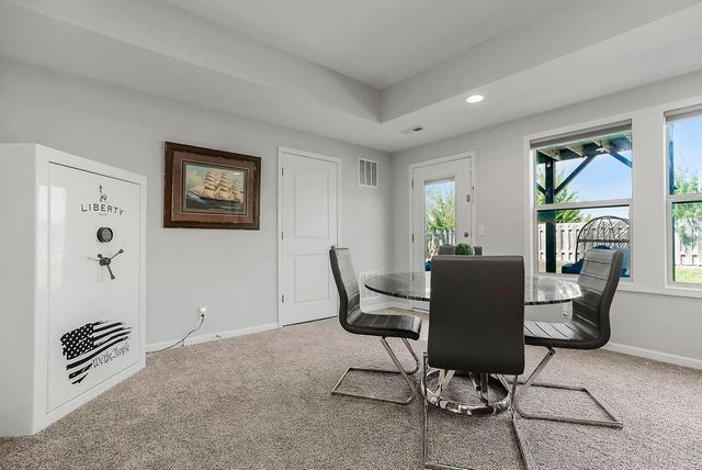 1700 Shadow Drive, Leavenworth, KS 66048