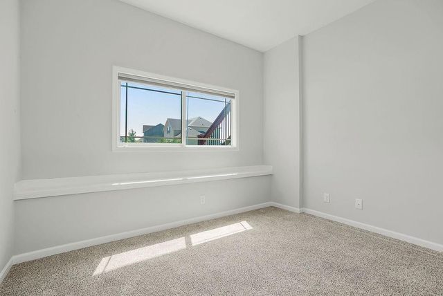 1700 Shadow Drive, Leavenworth, KS 66048