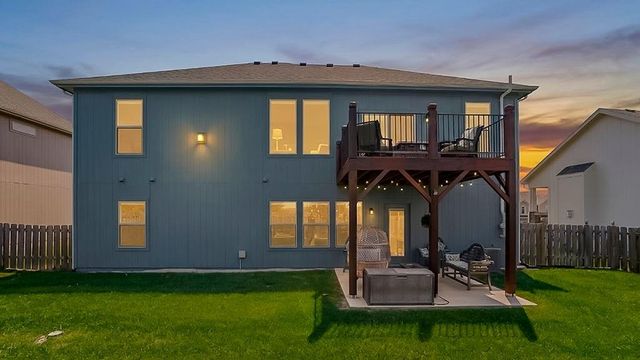 1700 Shadow Drive, Leavenworth, KS 66048
