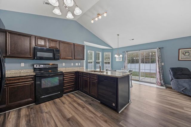 505 S View Ct., Myrtle Beach, SC 29579