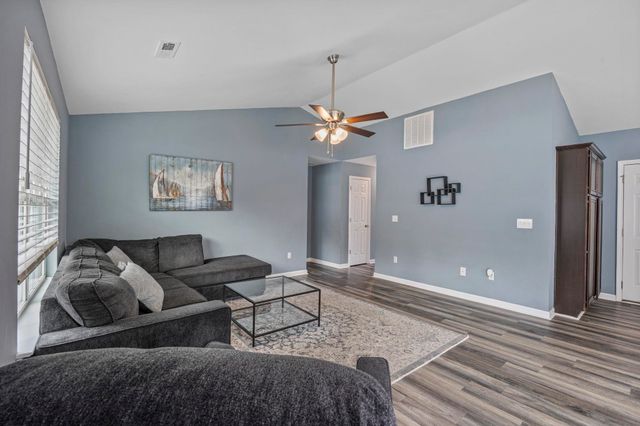 505 S View Ct., Myrtle Beach, SC 29579