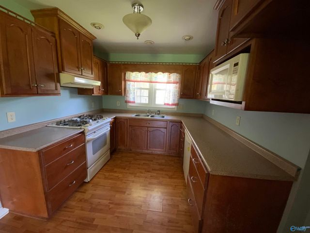 17003 Huntsville Brownsferry Road, Athens, AL 35611