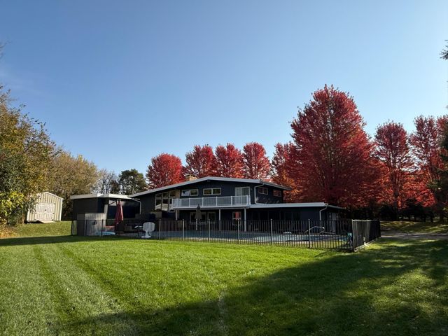 14122 Prairie Road NW, Andover, MN 55304