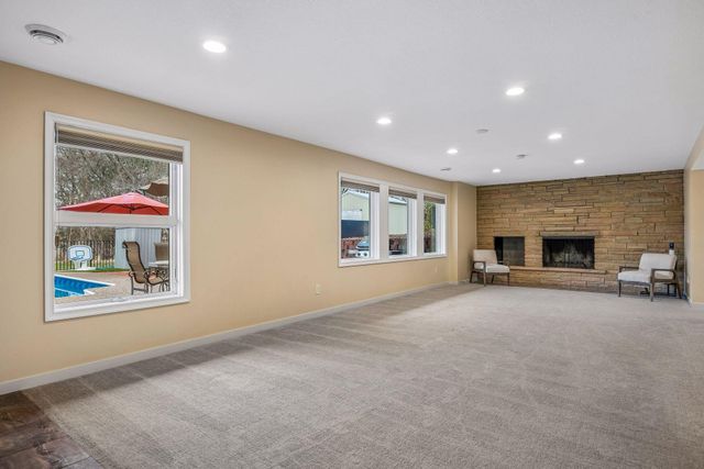 14122 Prairie Road NW, Andover, MN 55304