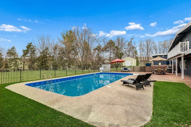 14122 Prairie Road NW, Andover, MN 55304