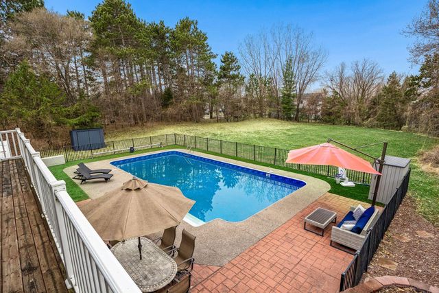 14122 Prairie Road NW, Andover, MN 55304